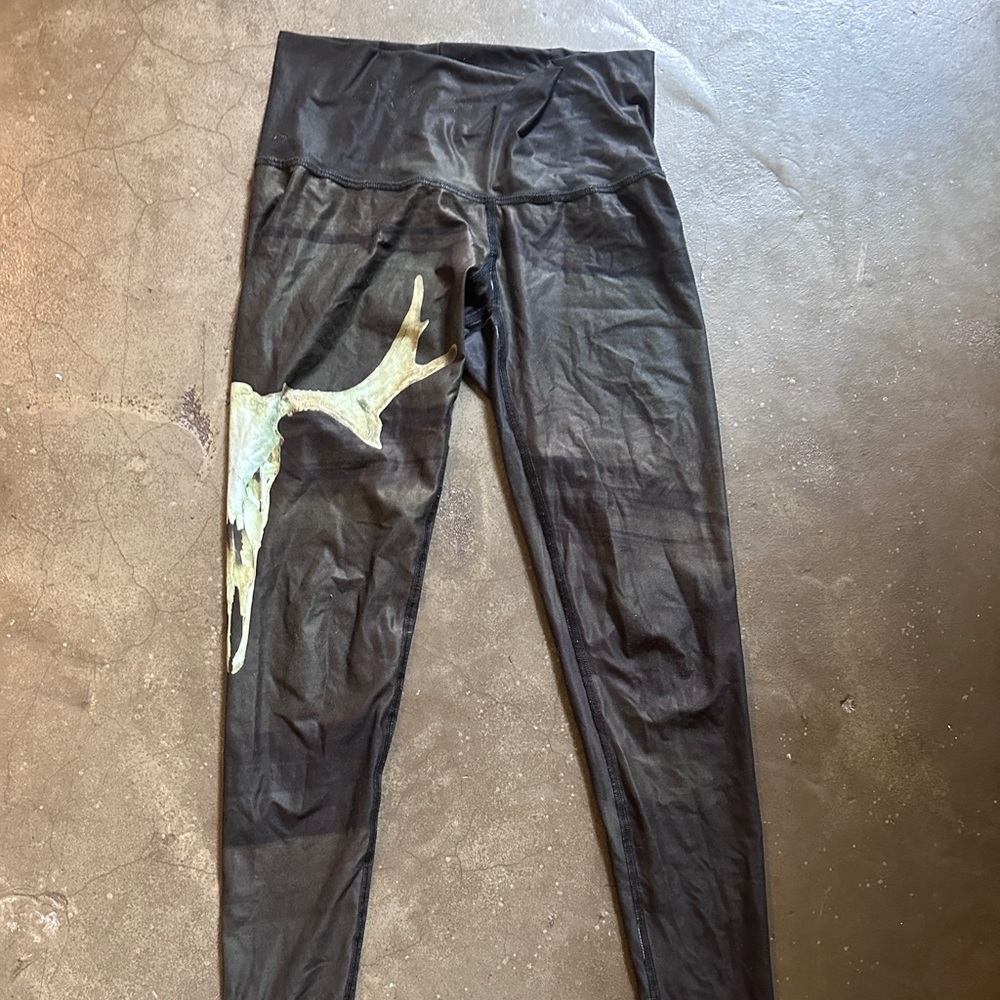 TEEKI deer medicine hot pants leggings